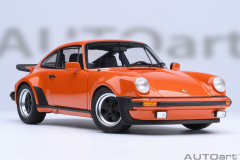 78112 1/18 PORSCHE 911(930) TURBO 3.0 (CONTINENTAL ORANGE)