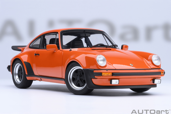 78112 1/18 PORSCHE 911(930) TURBO 3.0 (CONTINENTAL ORANGE)