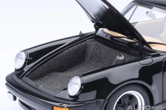 78111 1/18 PORSCHE 911(930) TURBO 3.0 (BLACK)