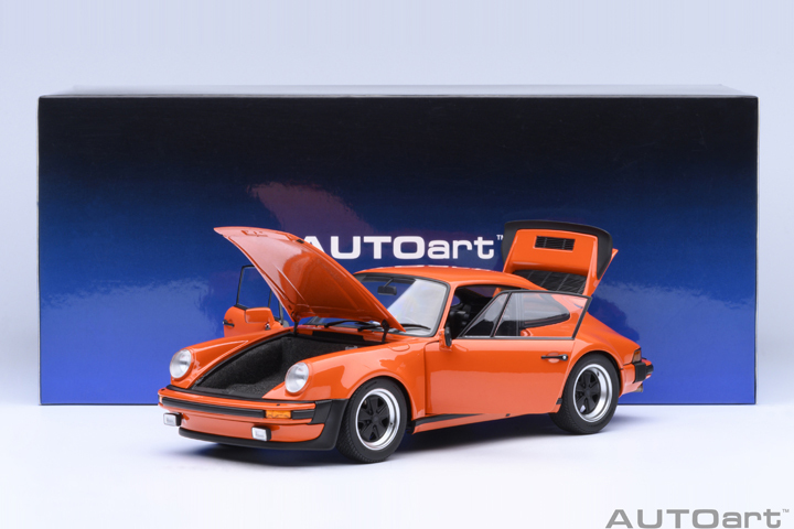 78112 1/18 PORSCHE 911(930) TURBO 3.0 (CONTINENTAL ORANGE)