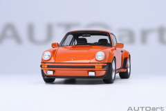 78112 1/18 PORSCHE 911(930) TURBO 3.0 (CONTINENTAL ORANGE)