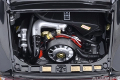 78111 1/18 PORSCHE 911(930) TURBO 3.0 (BLACK)