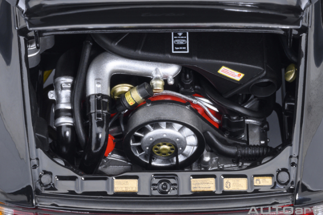 78111 1/18 PORSCHE 911(930) TURBO 3.0 (BLACK)