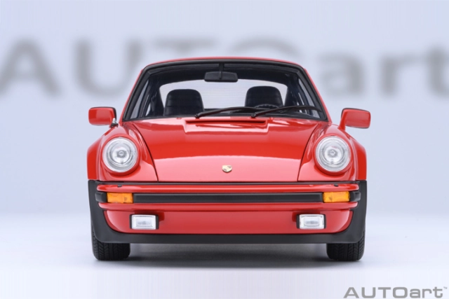 78114 1/18 PORSCHE 911(930) TURBO 3.0 (GUARDS RED)