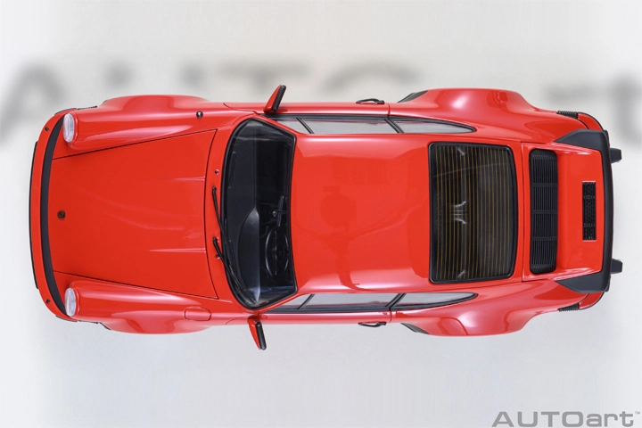 78114 1/18 PORSCHE 911(930) TURBO 3.0 (GUARDS RED)