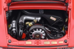 78114 1/18 PORSCHE 911(930) TURBO 3.0 (GUARDS RED)
