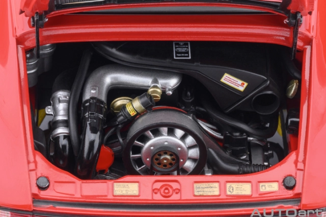 78114 1/18 PORSCHE 911(930) TURBO 3.0 (GUARDS RED)