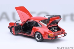 78114 1/18 PORSCHE 911(930) TURBO 3.0 (GUARDS RED)