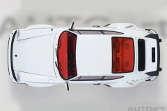 78113 1/18 PORSCHE 911(930) TURBO 3.0 (GRAND PRIX WHITE W/ TURBO STRIPES)