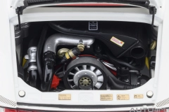 78113 1/18 PORSCHE 911(930) TURBO 3.0 (GRAND PRIX WHITE W/ TURBO STRIPES)