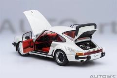 78113 1/18 PORSCHE 911(930) TURBO 3.0 (GRAND PRIX WHITE W/ TURBO STRIPES)