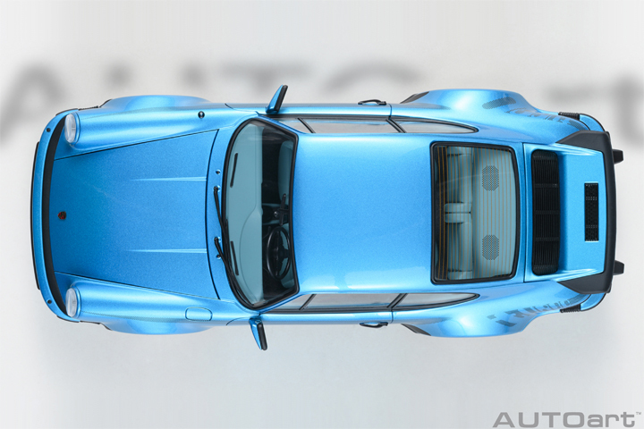 78115 1/18 PORSCHE 911(930) TURBO 3.0 (MINERVA BLUE W/ TURBO STRIPES)