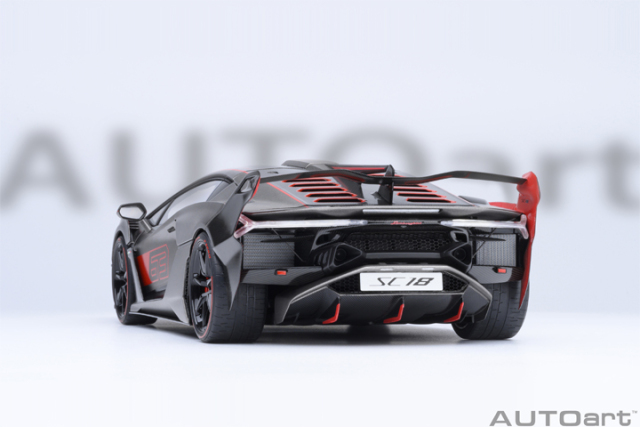 79216 1/18 LAMBORGHINI SC18 ALSTON (GRIGIO DAYTONA / RED ACCENTS)