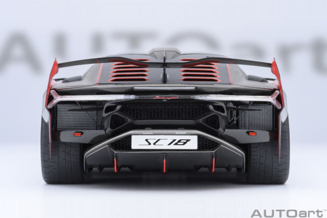79216 1/18 LAMBORGHINI SC18 ALSTON (GRIGIO DAYTONA / RED ACCENTS)