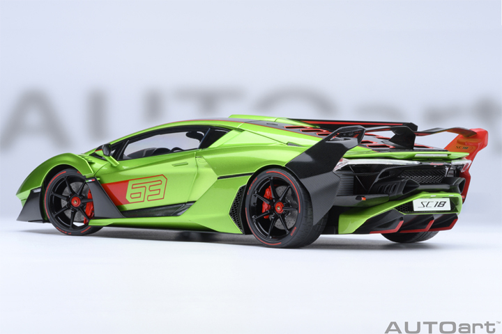 79248 1/18 LAMBORGHINI SC18 ALSTON (VERDE SELVANS / RED ACCENTS)