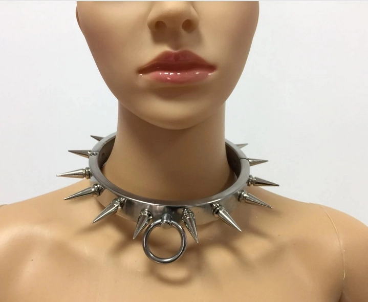 Customizable Metal Bondage Gear Device Stainless Steel BDSM Collar With 1 Row Of Spikes