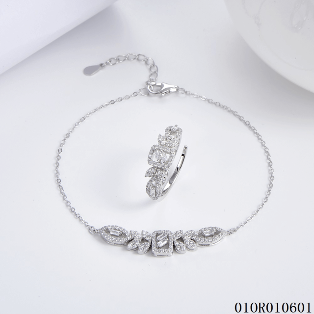 New Arrivals Jewelry Bangle set