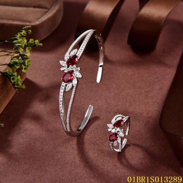 Quality Factory Supply New Design Sterling Silver 925 Jewelry Bangle