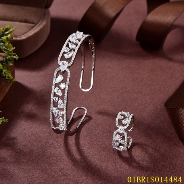 Direct Selling Sterling Silver 925 Jewelry Bangle