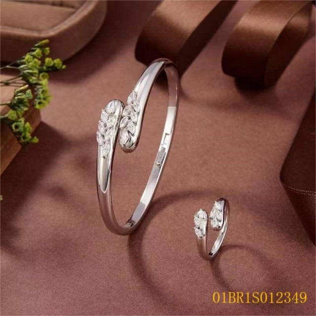 Wholesale High End Quality Jewelry Bangle