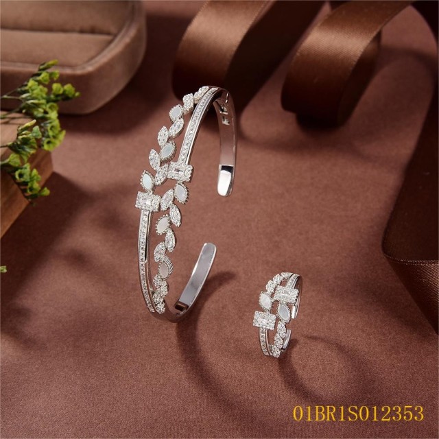 Popular Wholesale Designer Jewelry Bangle