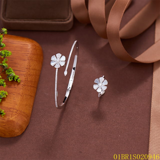 Hot Wholesale 925 Sterling Silver Jewelry Set