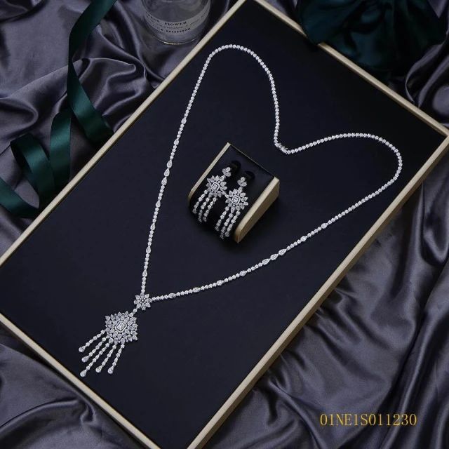 Direct Selling jewelry Long Chain Necklace Set