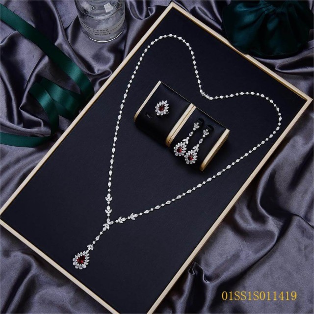 Popular Wholesale Designer jewelry Long Chain Necklace Set
