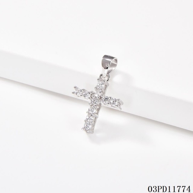 The New Listing jewelry Pendant