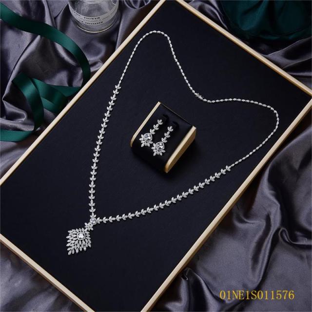 Classic Hot Sale jewelry Long Chain Necklace Set