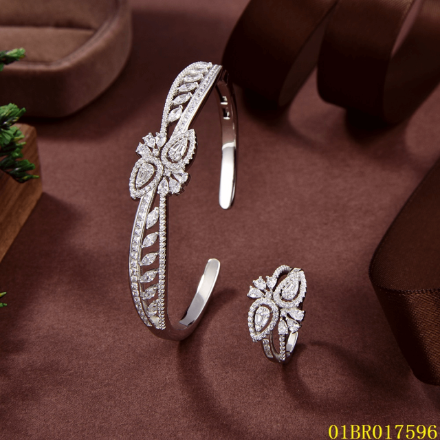 Factory Supply Quality Assurance Jewelry Bangle Ring Set