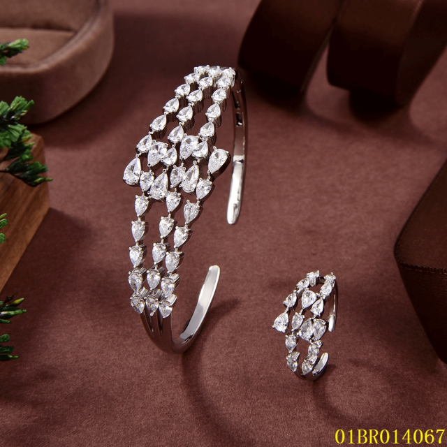 Quality Wholesale Unique Design Jewelry Bangle Ring Set