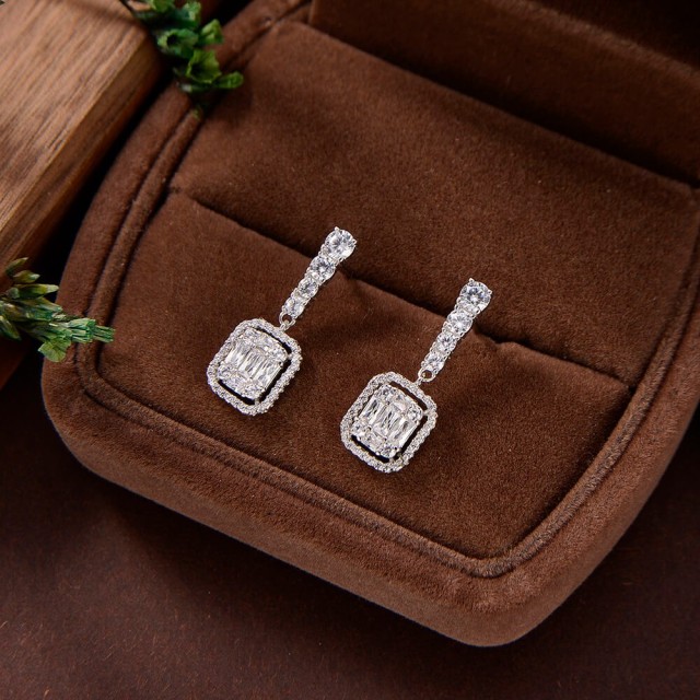 Direct Selling jewelry Earrings