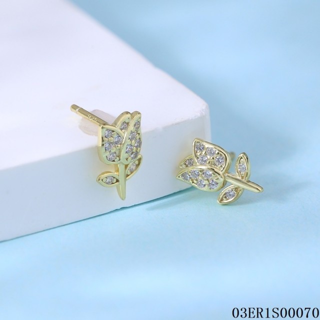 The New Listing Sterling Silver 925 jewelry Earrings