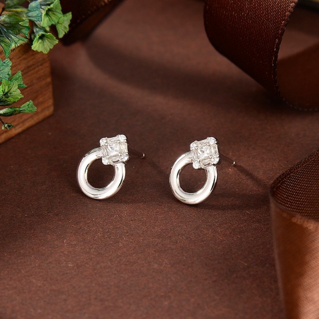 The New Listing jewelry Earrings