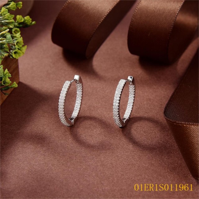 The New Listing jewelry Earrings