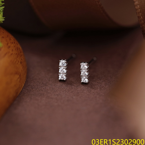 Blossom CS Jewelry 925 Sterling Silver Three Stones Vertical Zircon Stud Earrings For Women