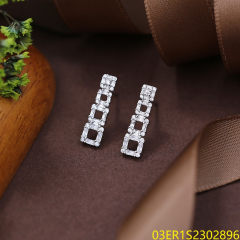 Hot Style Wholesale Luxury Emeralds Women Jewelry 925 Silver Zircon Long Stud Earrings