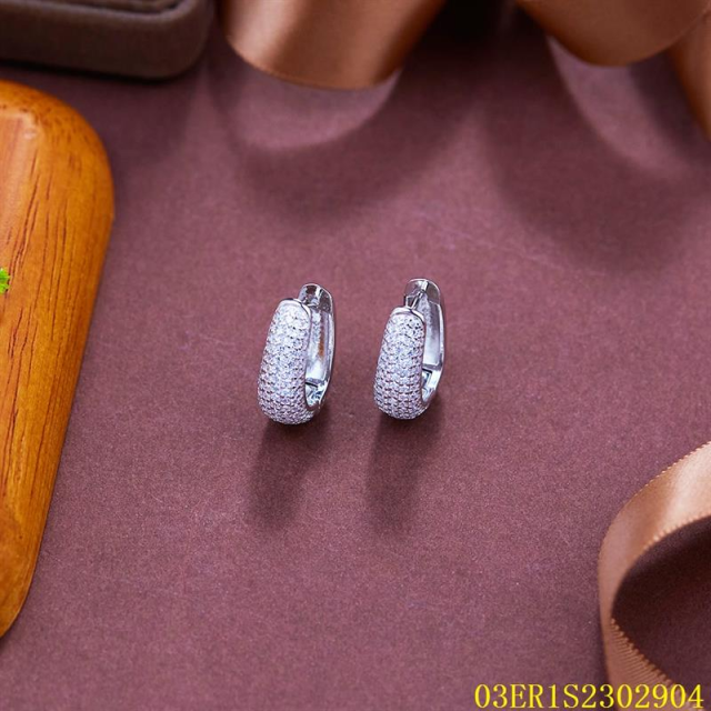 Hot Style Wholesale Luxury Emeralds Women Jewelry 925 Silver Zircon Long Stud Earrings