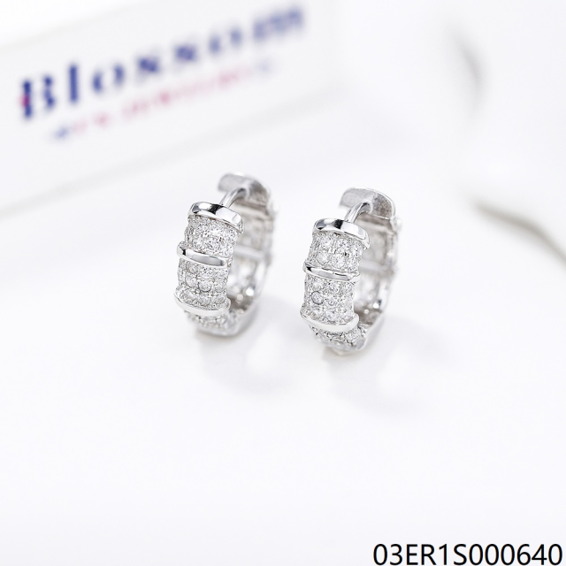 Hot Style Wholesale Luxury Emeralds Women Jewelry 925 Silver Zircon Long Stud Earrings