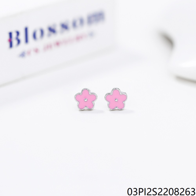 Hot Style Wholesale Luxury Emeralds Women Jewelry 925 Silver Zircon Long Stud Earrings