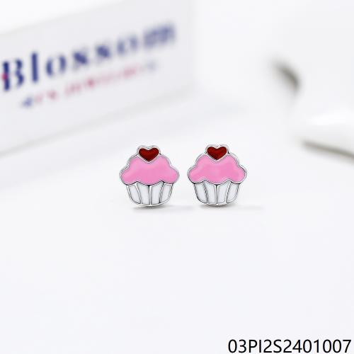 Blossom CS Jewelry 925 Sterling Silver Enamel Cupcake Heart Cute Stud Earrings For Women