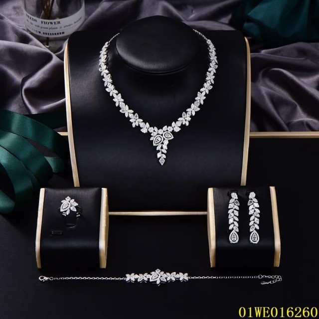 The New Listing jewelry Jewelry Set