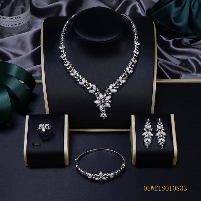 The New Listing jewelry Jewelry Set