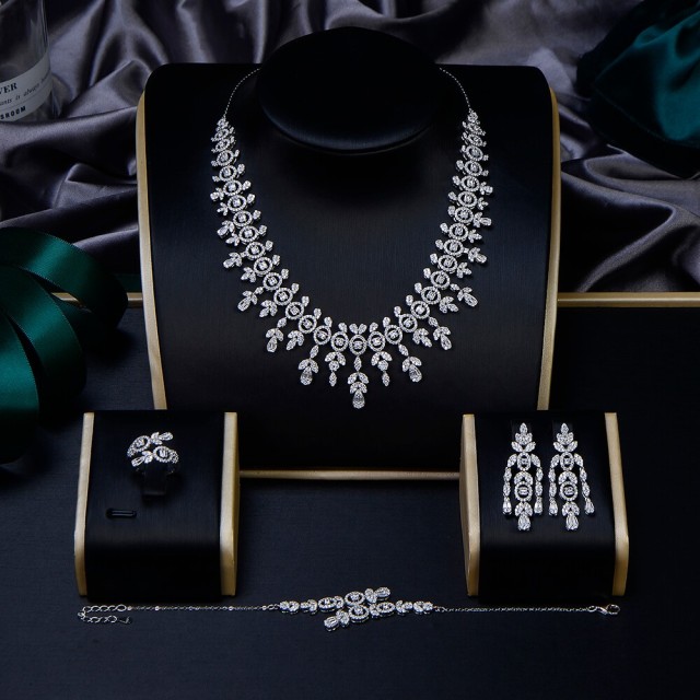 The New Listing jewelry Jewelry Set