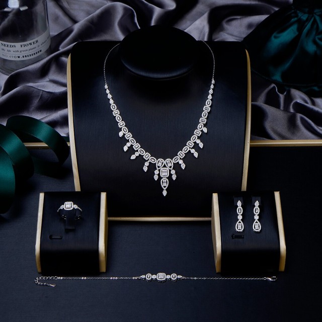 The New Listing jewelry Jewelry Set