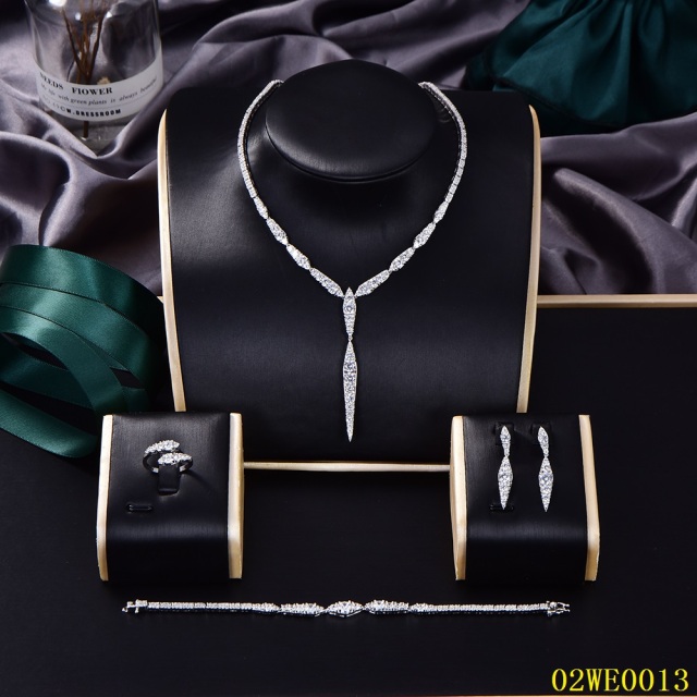 925 Sterling Silver Pave White CZ Elongated Y‑Drop 4‑Piece Jewelry Set Necklace Bracelet Earrings Ring | Blossom CS Jewelry