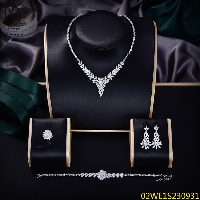 Blossom CS Jewelry 925 Sterling Silver V Shape Floral CZ 4 Piece Women Bridal Jewelry Set