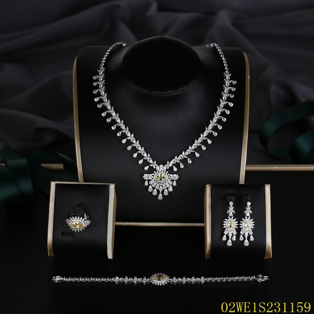 Blossom CS Jewelry 925 Sterling Silver Sunburst Yellow CZ 4 Piece Women Bridal Jewelry Set