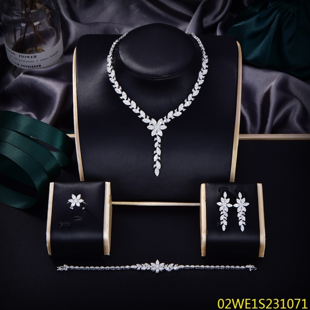 Blossom CS Jewelry 925 Sterling Silver V Shape Floral Marquise CZ 4 Piece Women Bridal Jewelry Set